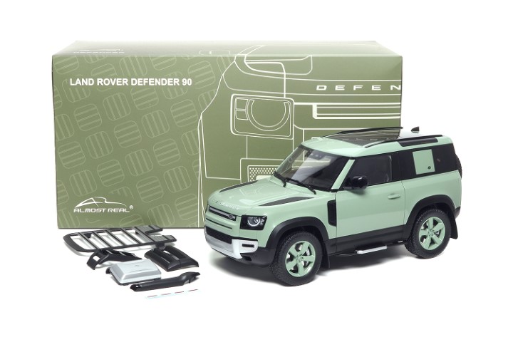 Almost Real 810711 LAND ROVER DEFENDER 90 2023 1:18 Standmodell