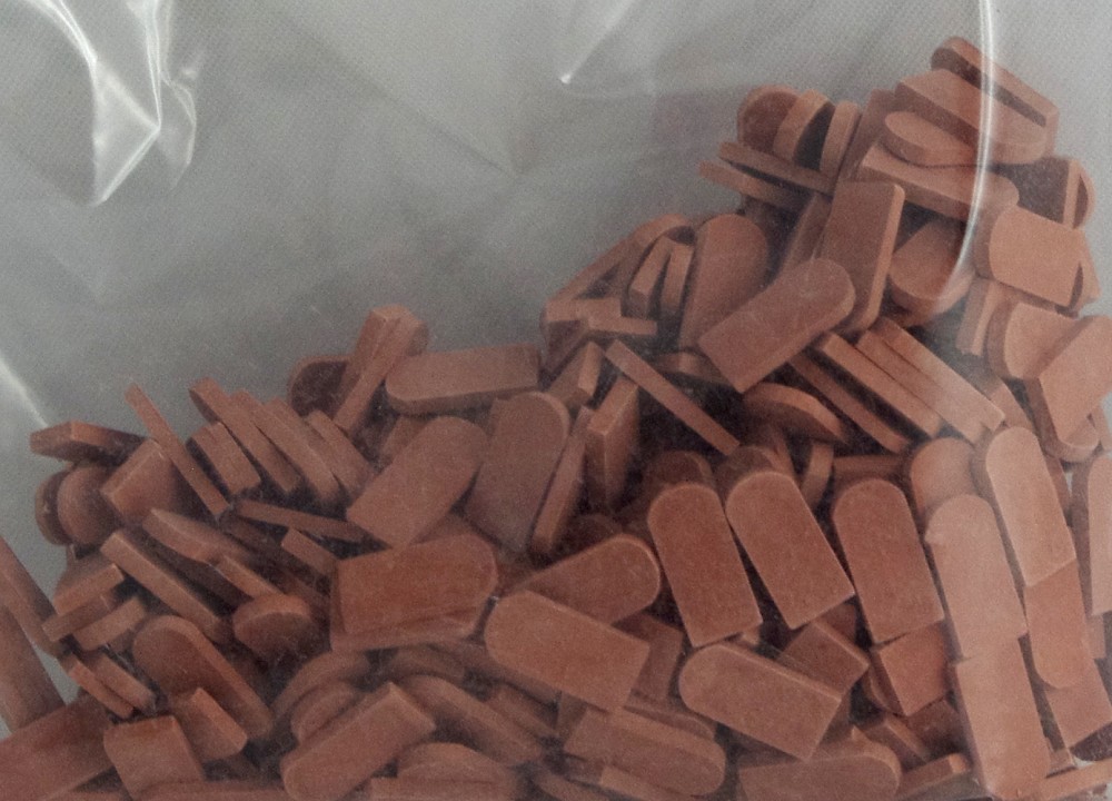 Juweela 24162 Biberschwanz Rundschnitt rot mittel, 360x (Miniatur)
