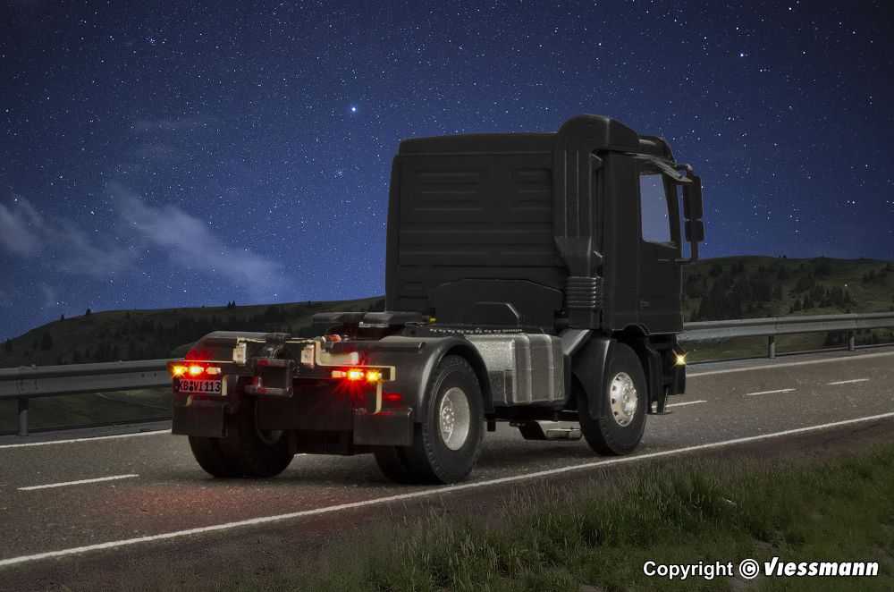 Viessmann 8113 MB ACTROS 2-achs Sattelschlepper schwarz Spur H0