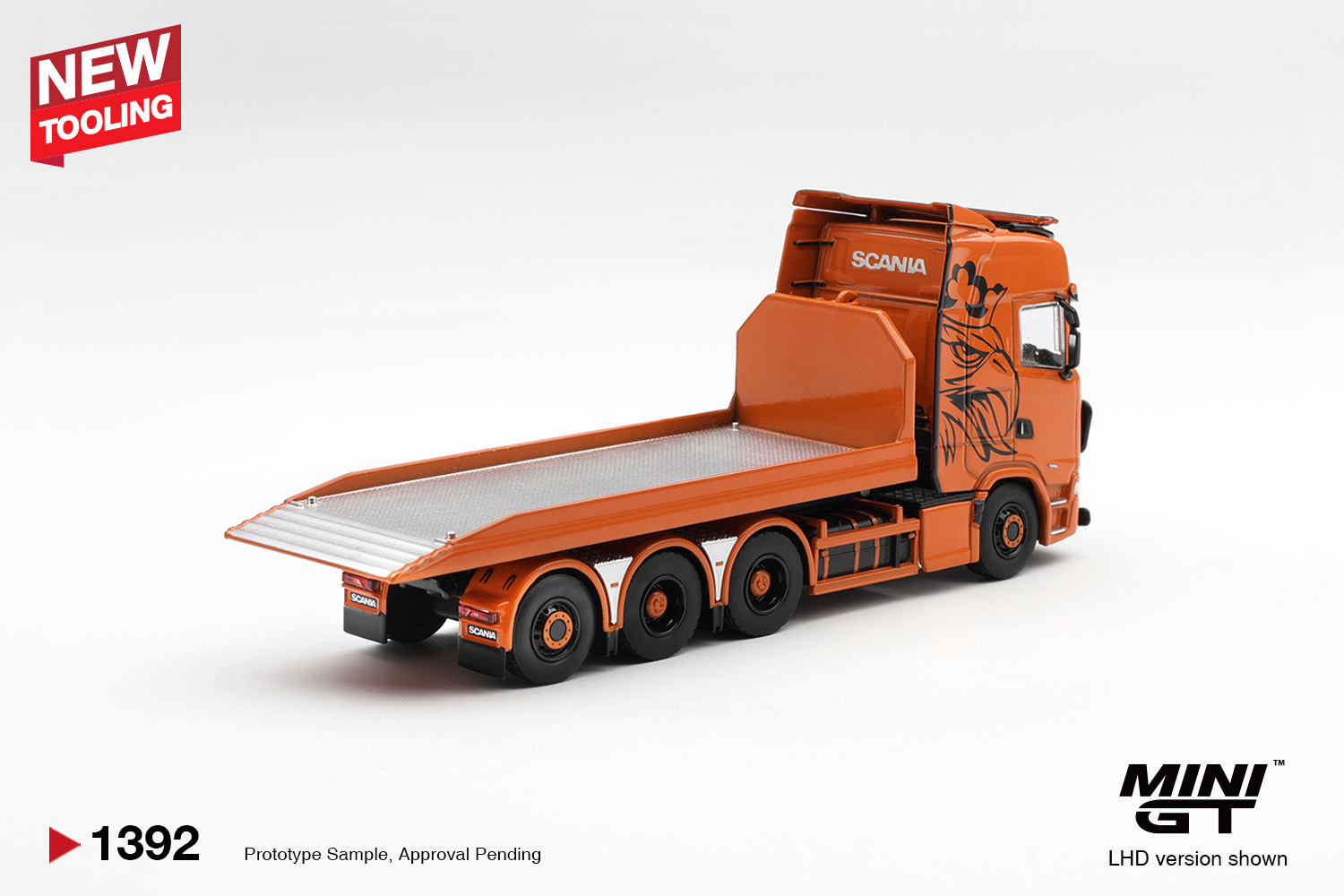 Mini GT 1392 1:64 SCANIA 770S B8X4NA HOOKLIFT FLATBED ORANGE 2025