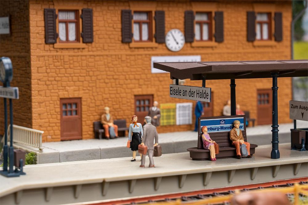 Faller 190095 Aktions-Set Bahnhof Eisele an der Halde 1:87 Spur H0