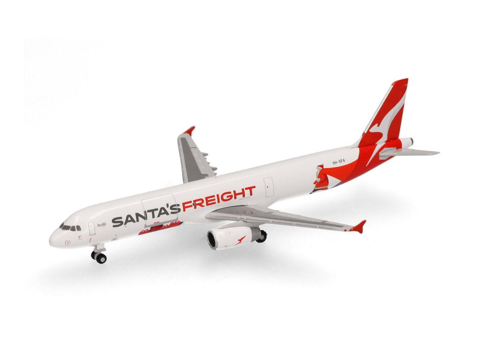 Herpa 538817 Qantas Freight Airbus A321P2F "Santa's Freight" 1:500