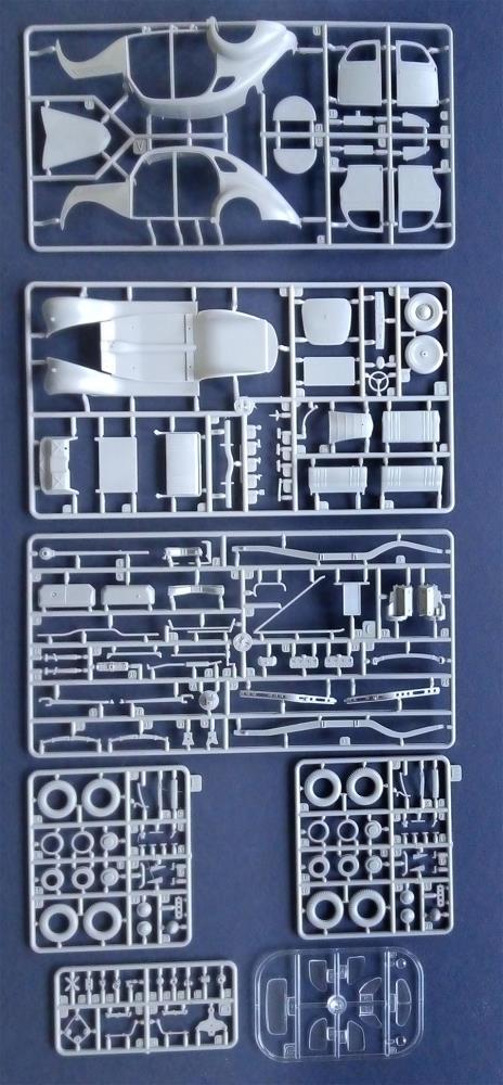 Roden 817 1:35th scale Ford V8 G81A